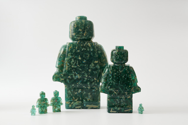 Recycling Narratives, Cohesion